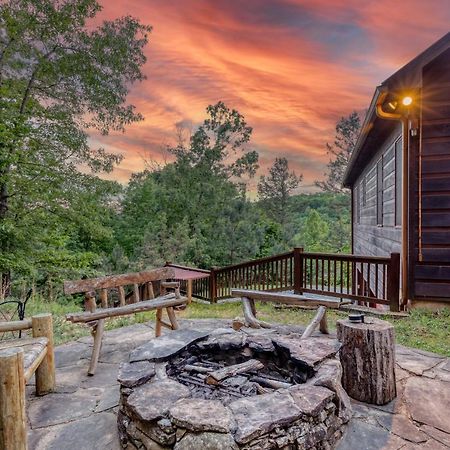 Trout N' About Your Blue Ridge Mountains Retreat, Hot Tub + Game Room! Ellijay Exterior foto