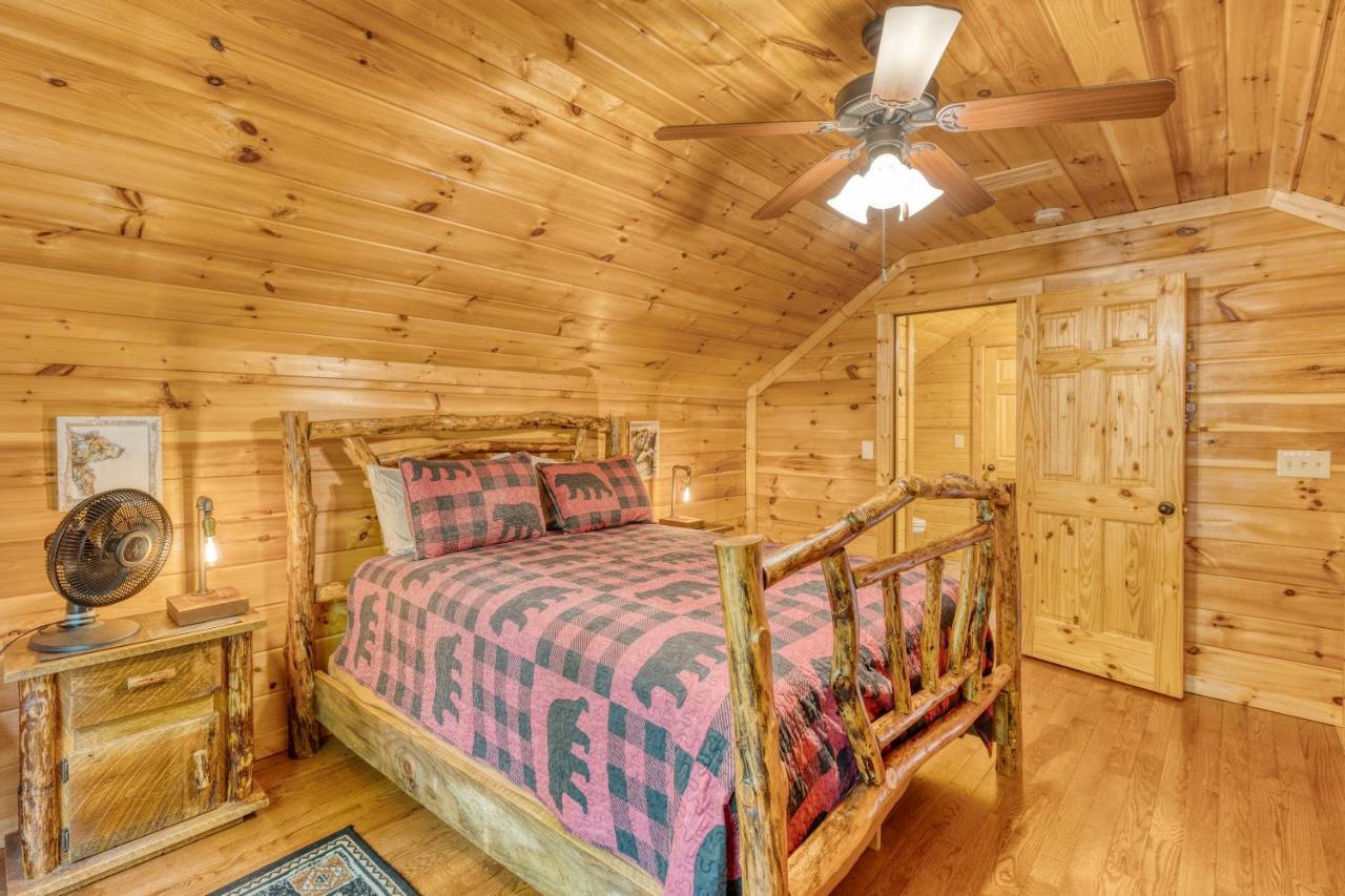 Trout N' About Your Blue Ridge Mountains Retreat, Hot Tub + Game Room! Ellijay Exterior foto