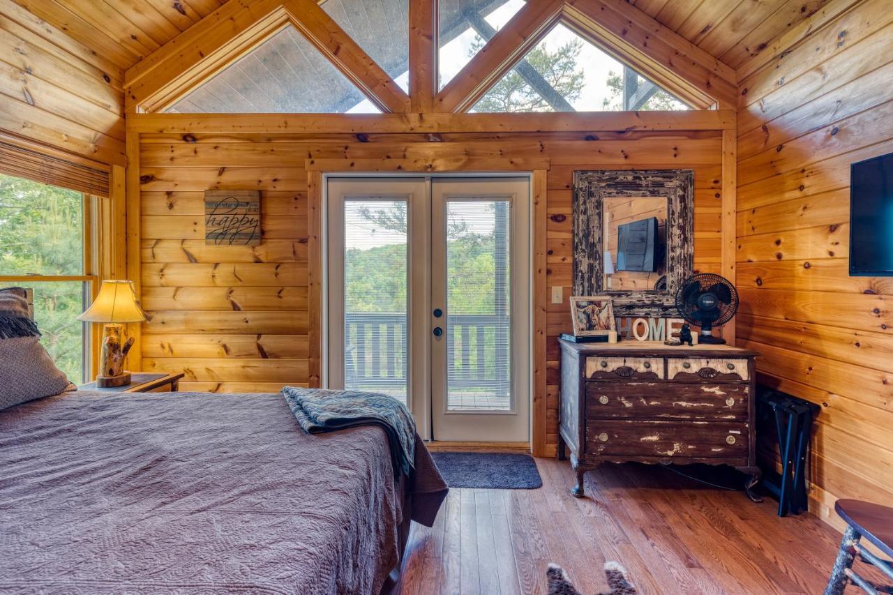 Trout N' About Your Blue Ridge Mountains Retreat, Hot Tub + Game Room! Ellijay Exterior foto