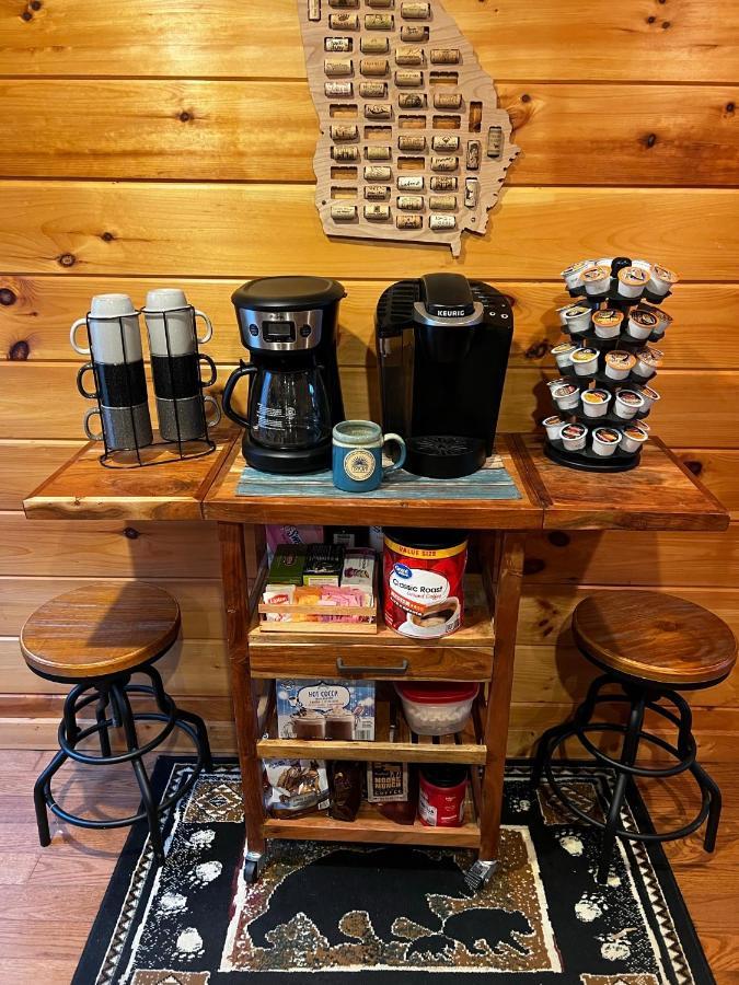 Trout N' About Your Blue Ridge Mountains Retreat, Hot Tub + Game Room! Ellijay Exterior foto